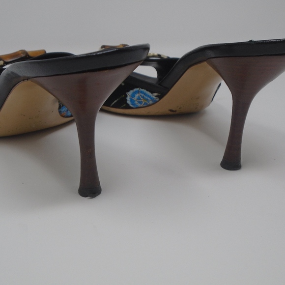 GUCCI BLACK FLORAL CANVAS BAMBOO HORSEBIT HEELS 9 - Picture 7 of 8